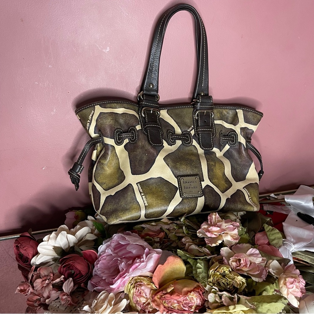 Dooney & Bourke Brown and Tan Giraffe Print shoulder bag limited edition - Picture 12 of 12